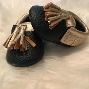 Baby Black & Gold Moccasins 0-6mth